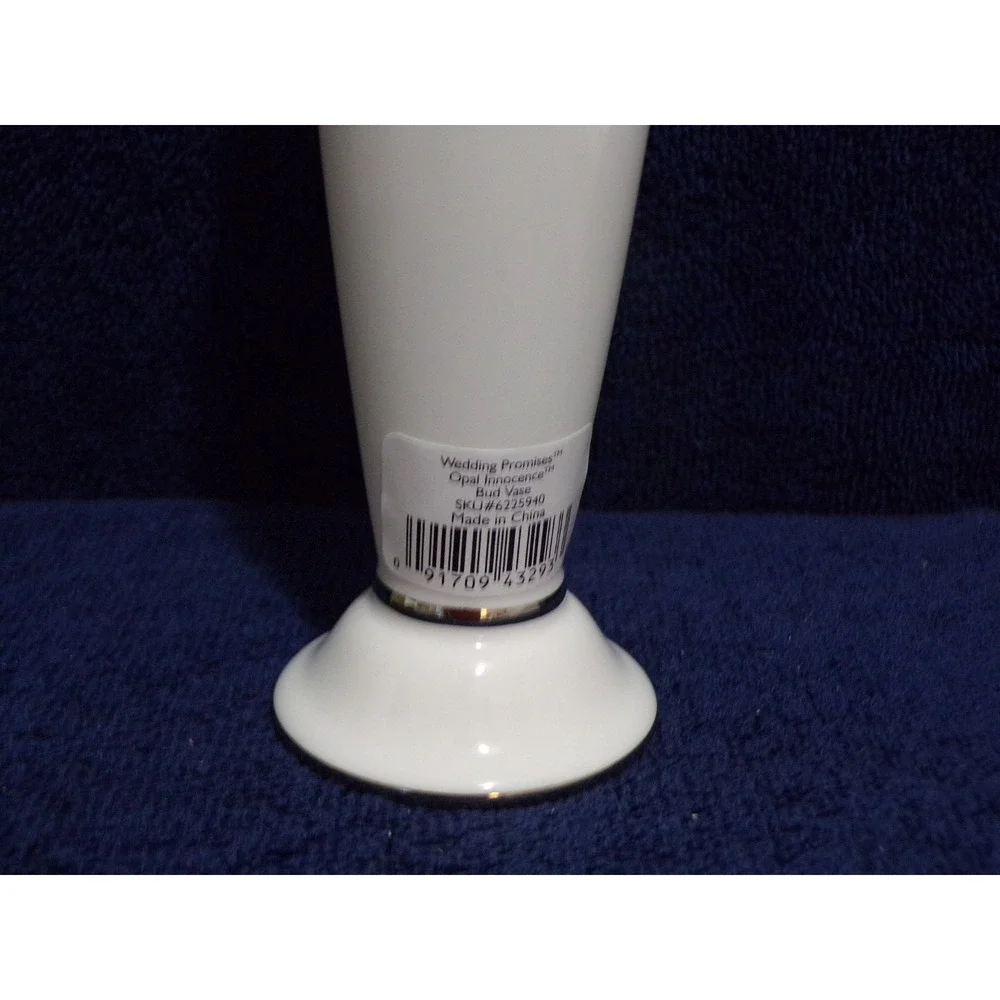 Lenox Wedding Promises Opal Innocence Love Is Patient New Bud Vase Original Box